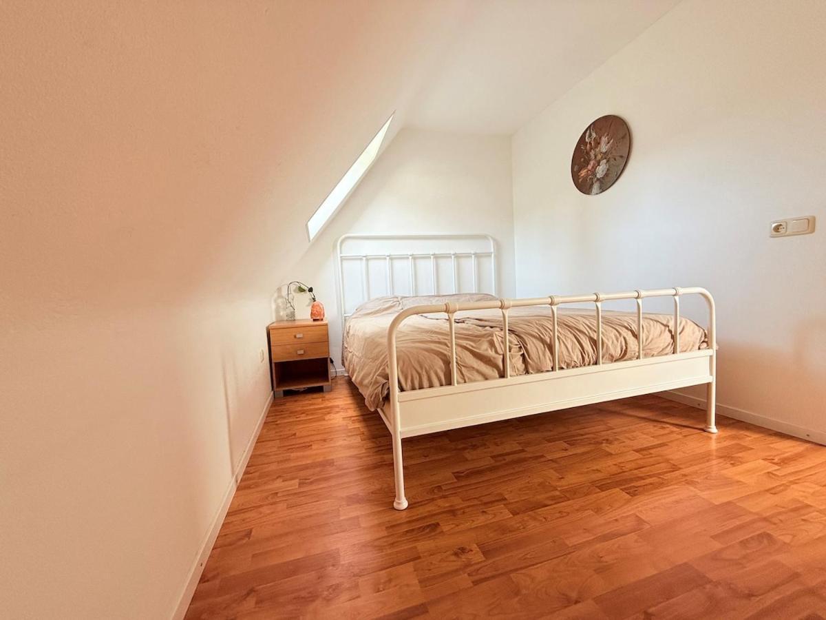 Family Home With Sauna, 12P